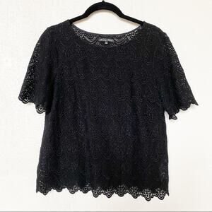 Broadway & Broome Scallop Edge Black Lace Top Size Medium